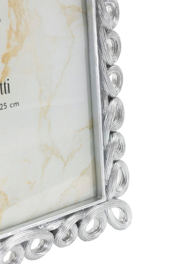 Cornice Hollow Cm 26X2,2X31,3 Misura Interna Cm 20X25 Elegante