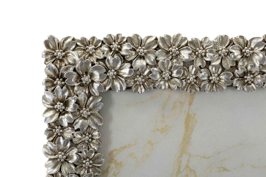 Cornice Flowy Cm 26,2X1,7X31 Misura Interna Cm 20X25