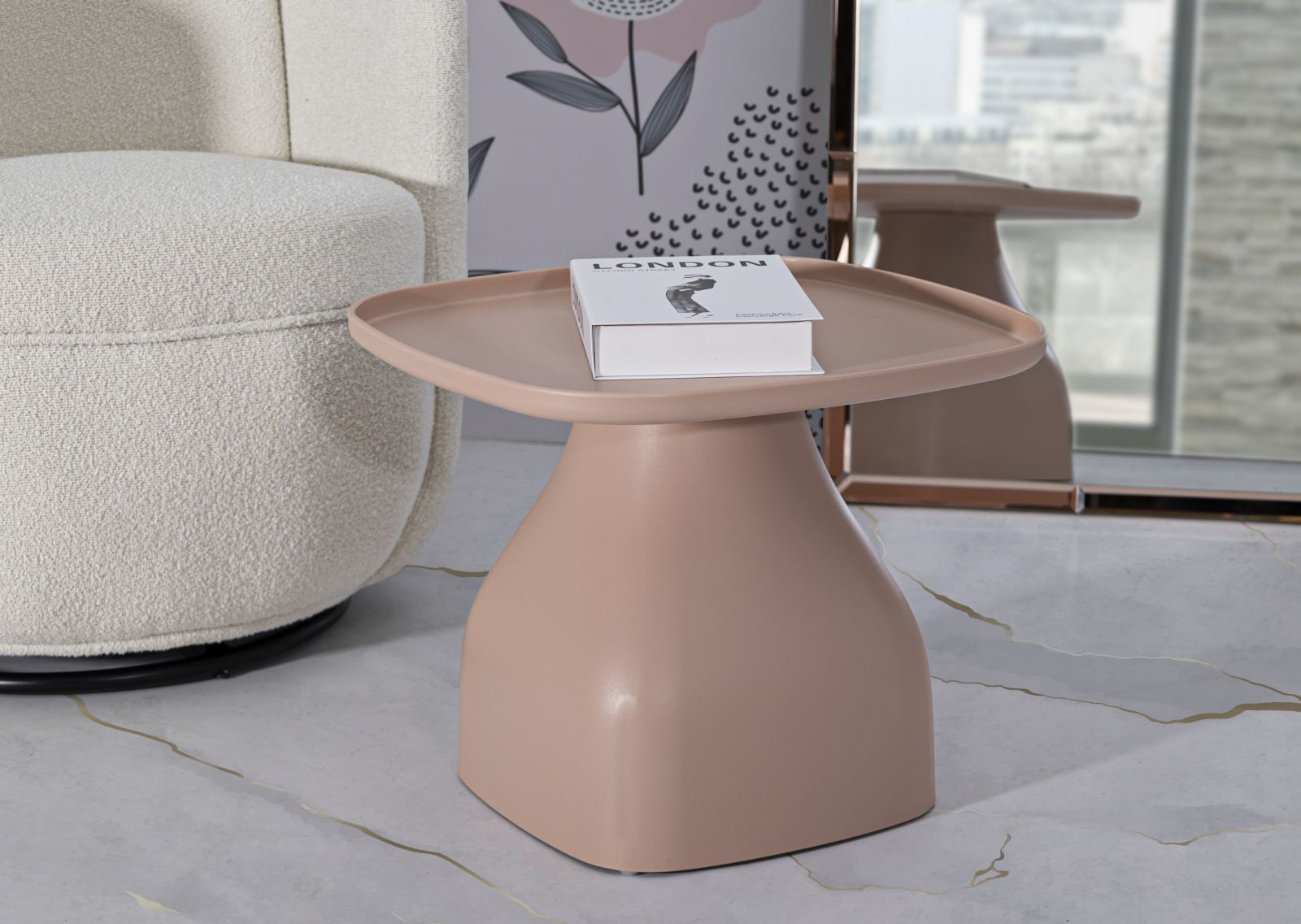 Tavolinetto Gea Rosa CM 48X48X38 Design Moderno e Elegante