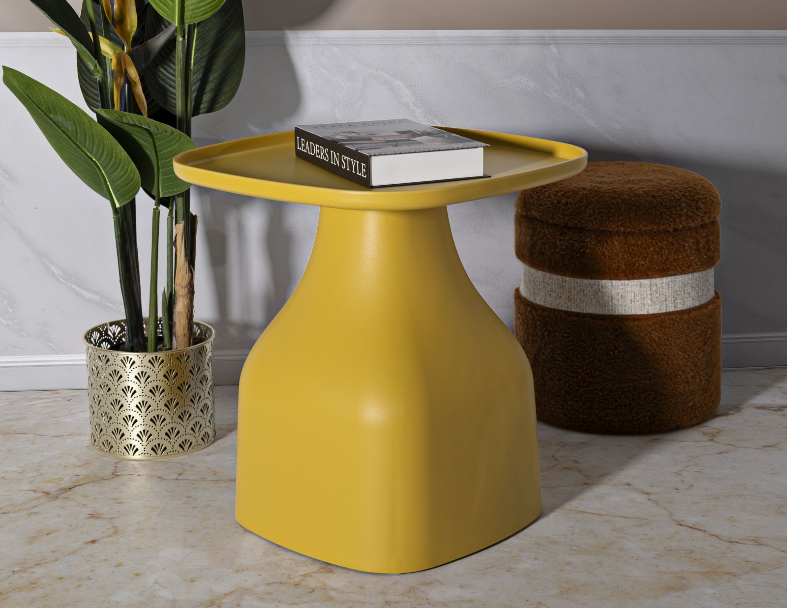 Tavolinetto Gea Giallo Cm 48X48X50 Design Moderno e Funzionale
