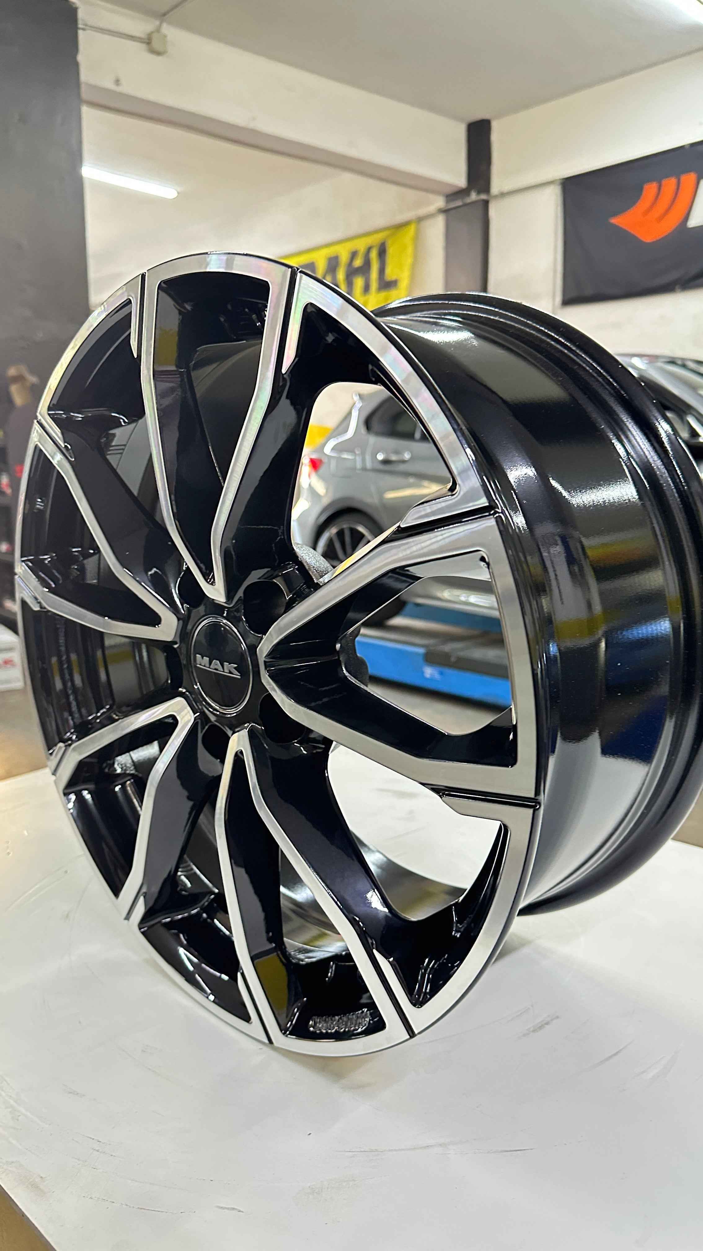 4 Cerchi Lega 17 Pollici AUDI TT TTS Coupe Roadster MAK - Qualità e Stile