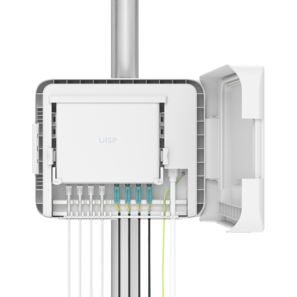 Ubiquiti - UISP-Box-Plus - Weatherproof enclosure for the UISP Switch Plus, Includes (1) Fiber Strain Relief Kit [UISP-Box-Plus]