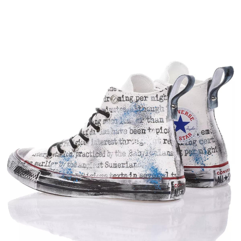 Converse Type Jeans