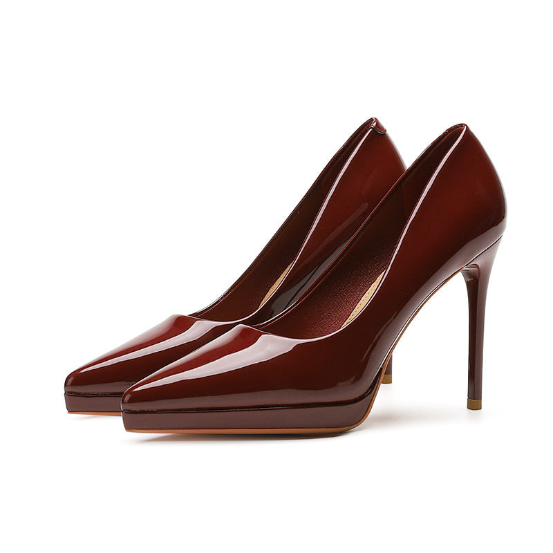 Scarpe da donna sexy in vernice - Moda