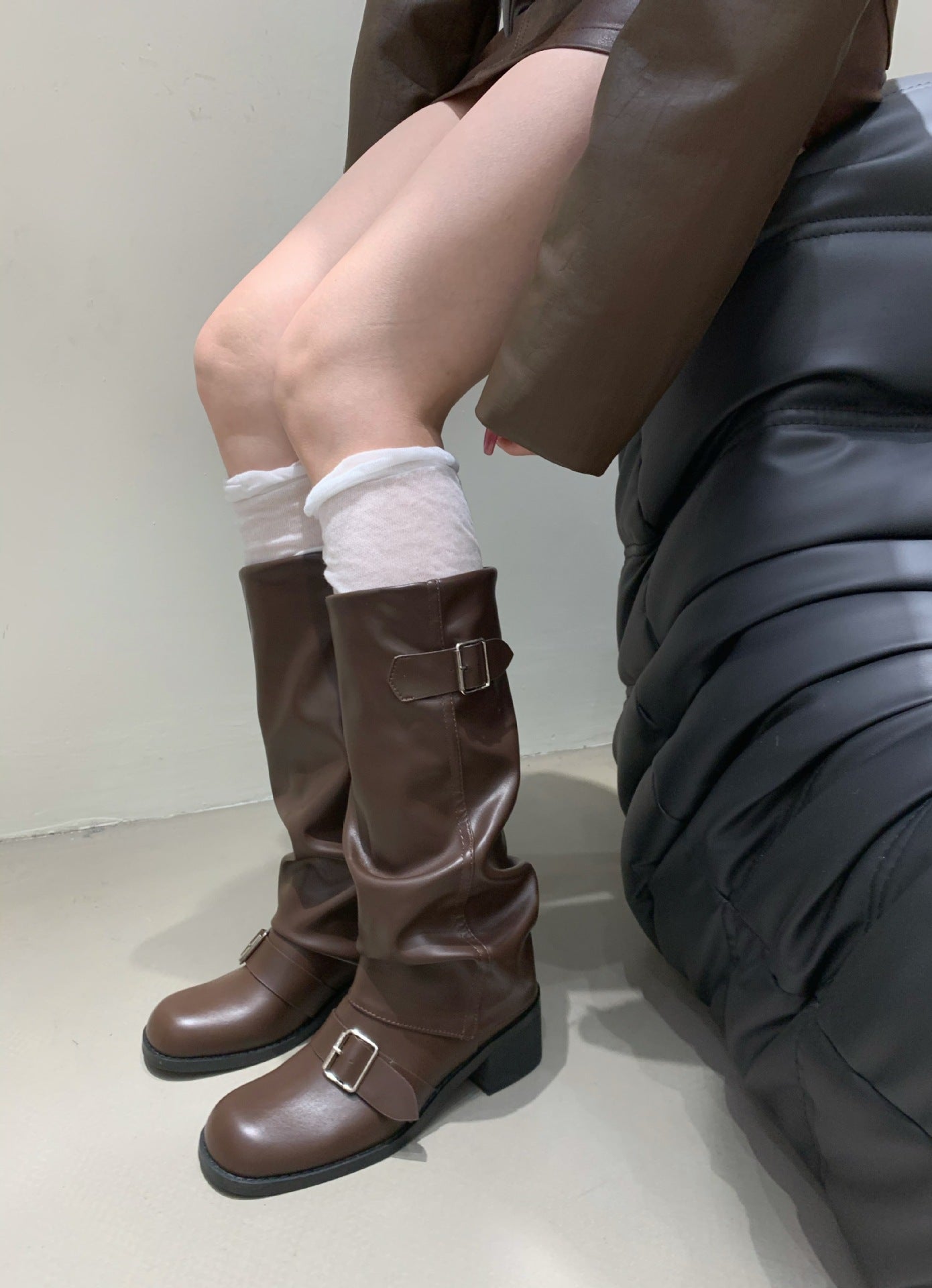 Stivali da donna in stile americano con piega e pelo