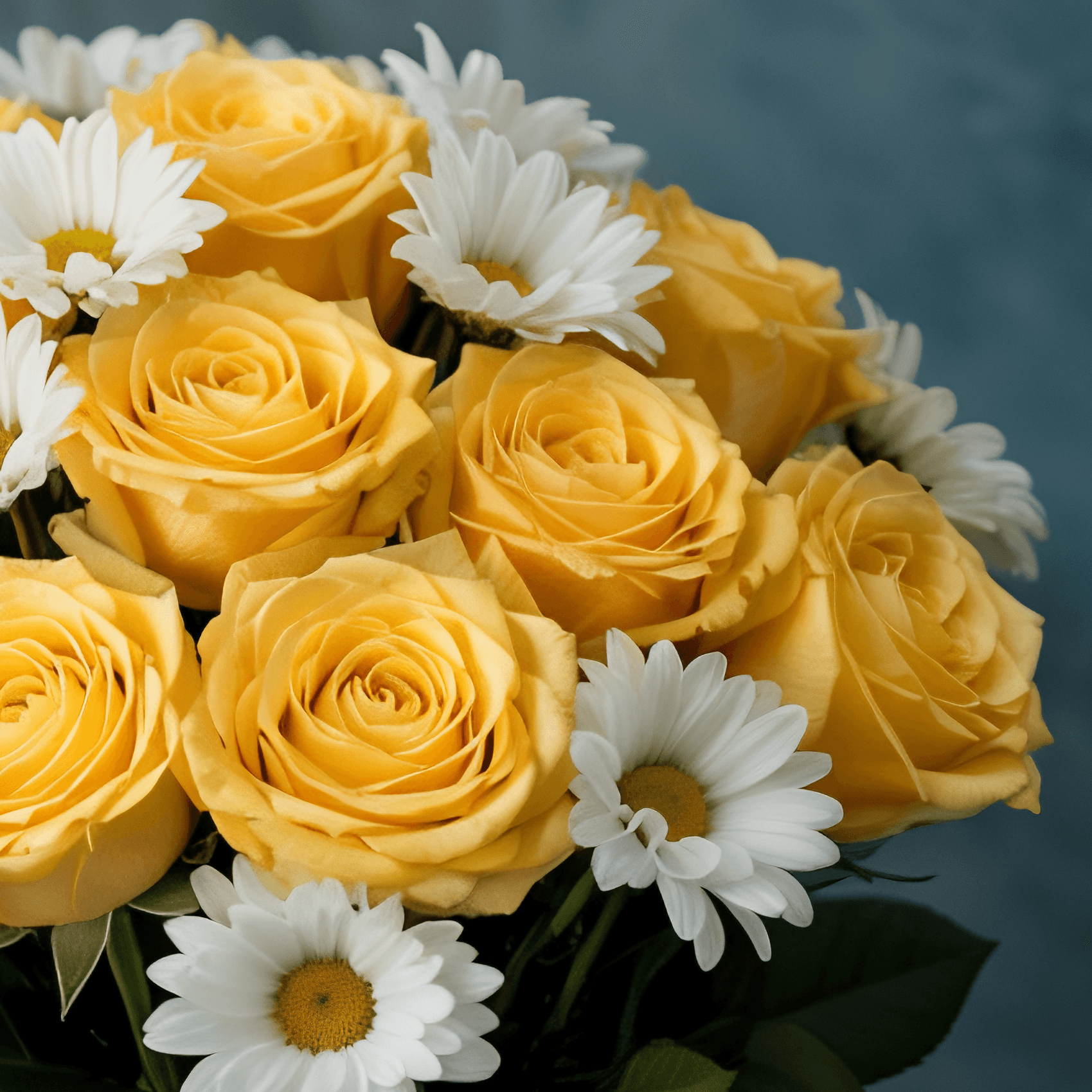 SORRISO SOLARE – Bouquet di Rose Gialle e Margherite