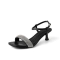 Elegante sandalo con tacco medio e punta aperta