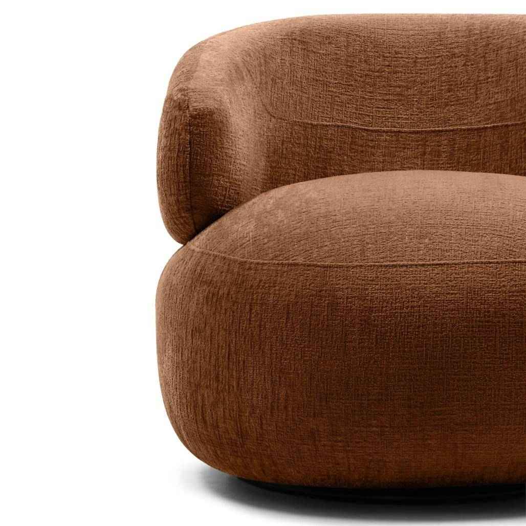 Poltrona girevole ORIEL, rame, forme arrotondate
