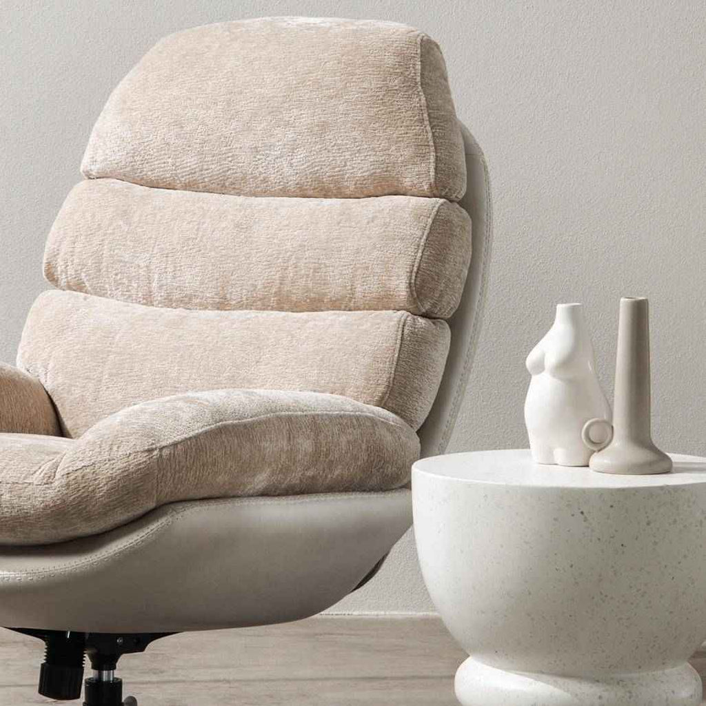 Poltrona Girevole UNO, beige con poggiapiedi