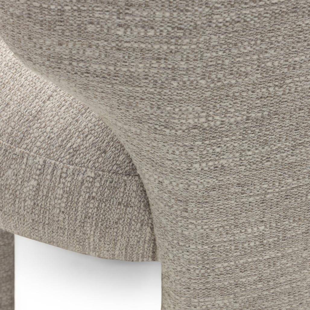 Sedia imbottita MALI beige, forme arrotondate
