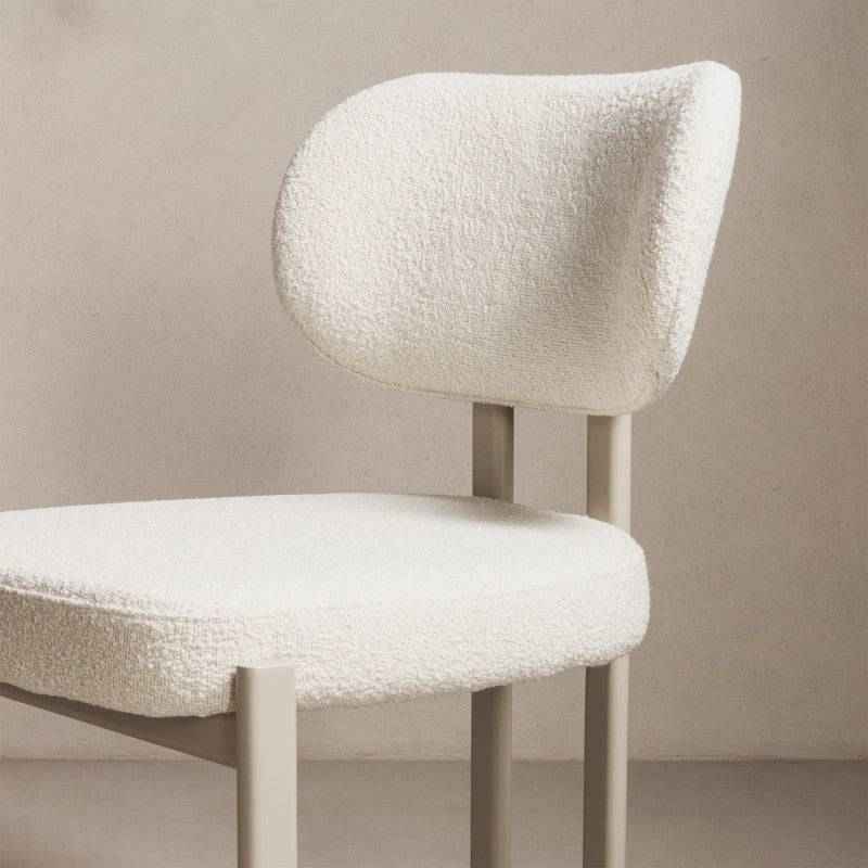 Poltrona FLARA rivestita panna gambe beige
