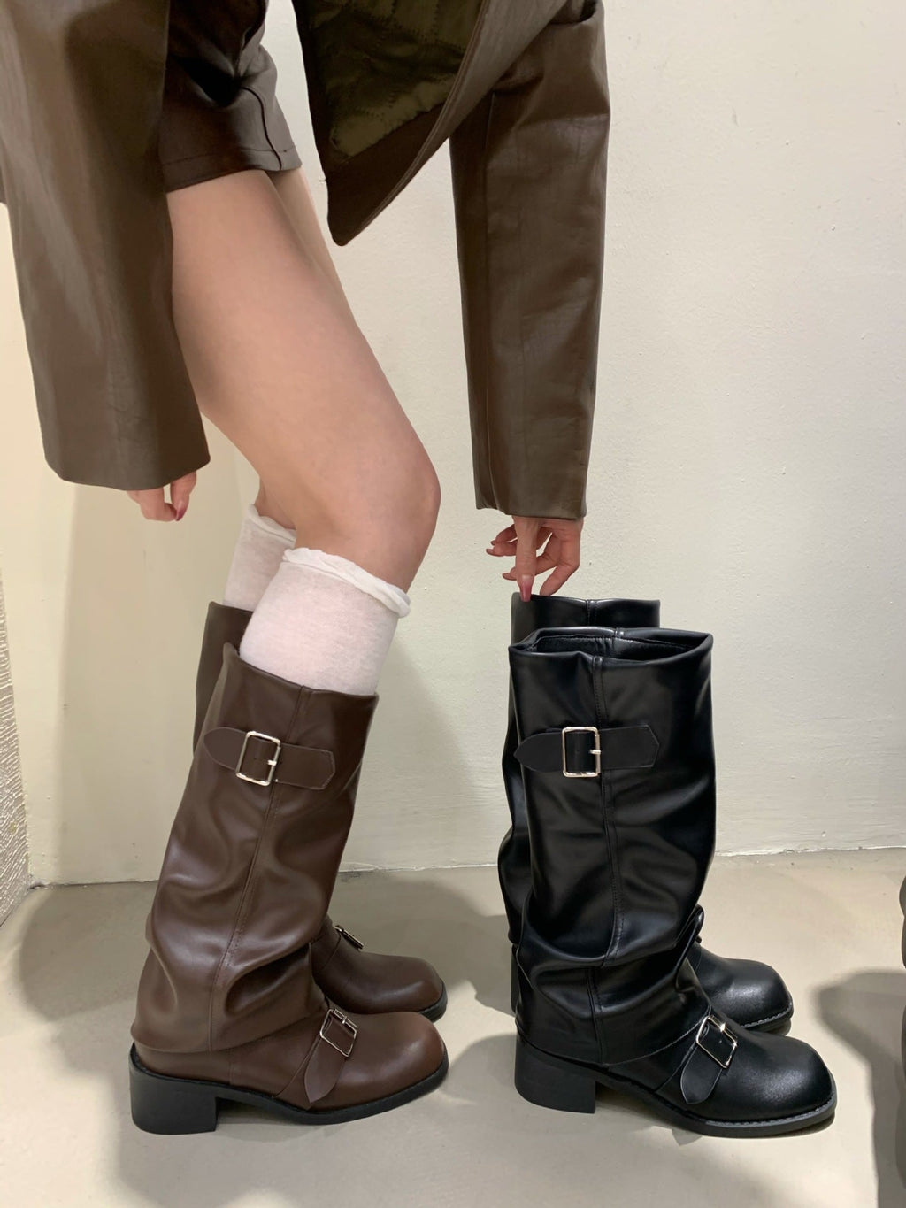 Stivali da donna in stile americano con piega e pelo