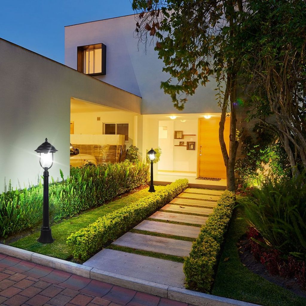 V-TAC Lampada LED da Terra a Lanterna E27, H 110cm, Nero, IP44, Max 60W