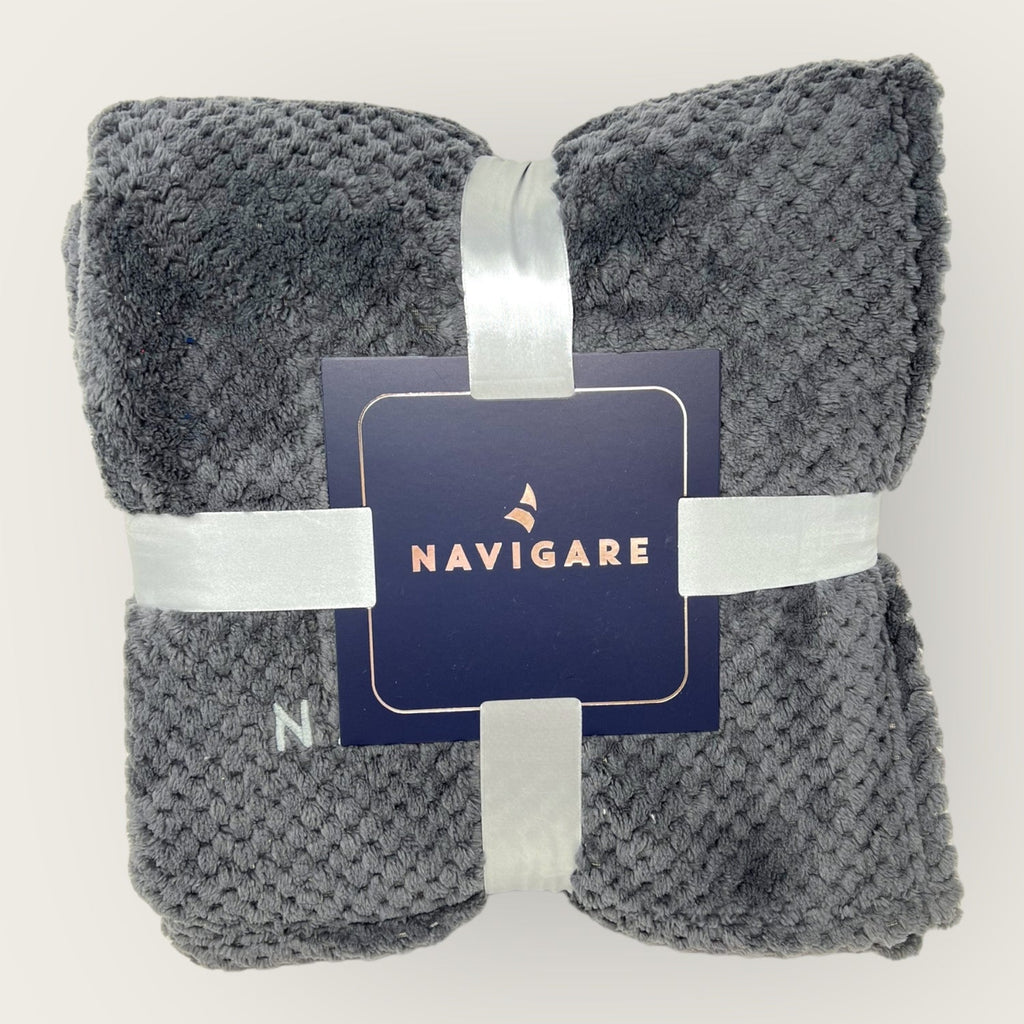 Navigare Plaid In Soffice Coral Tinta Unita Con Ricamo Disponibile 1 - 1-1/2 - 2 Posti 6 Colori  Art. Canazei