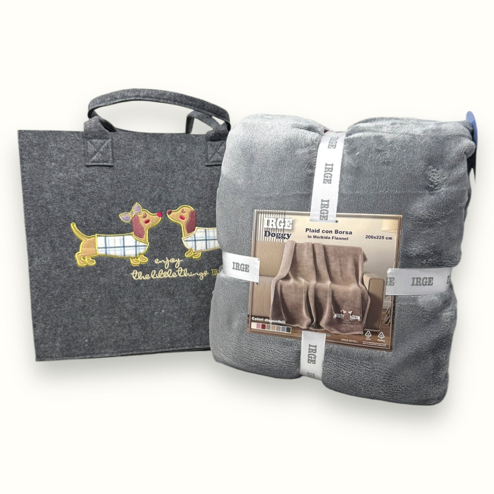 Irge - Plaid 2 Posti (200x225) In Soffice Flannel Ricamato Abbinabile Con La Pigiameria Serie Family  Art. Doggy