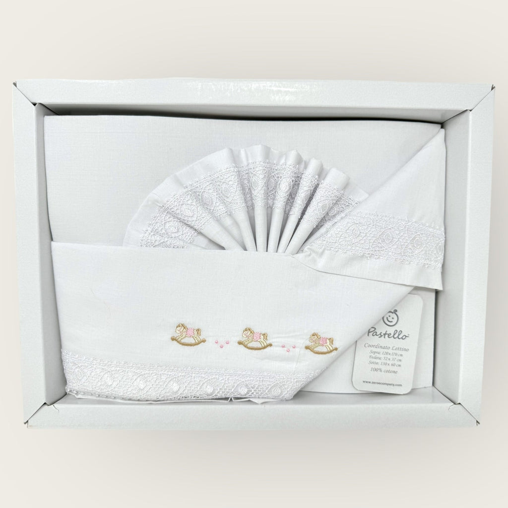 Pastello Completo Lenzuola Lettino Ricamata 3 Pezzi -sopra+sotto+federa- In Cotone 120x180  Art. Ll31e