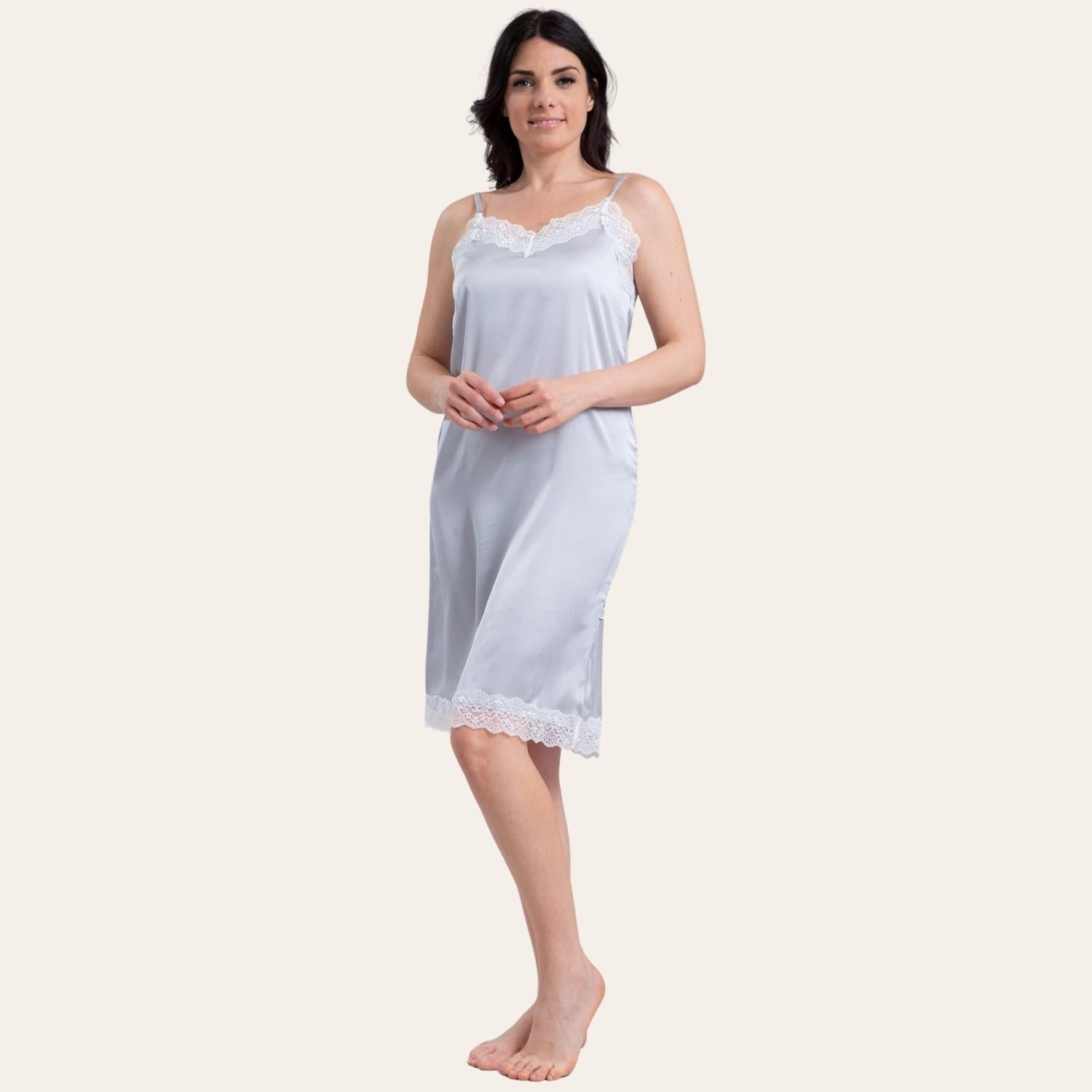 Irge Canotta Donna Spalla Stretta In Raso Con Applicazione In Pizzo  Art. Ir1578