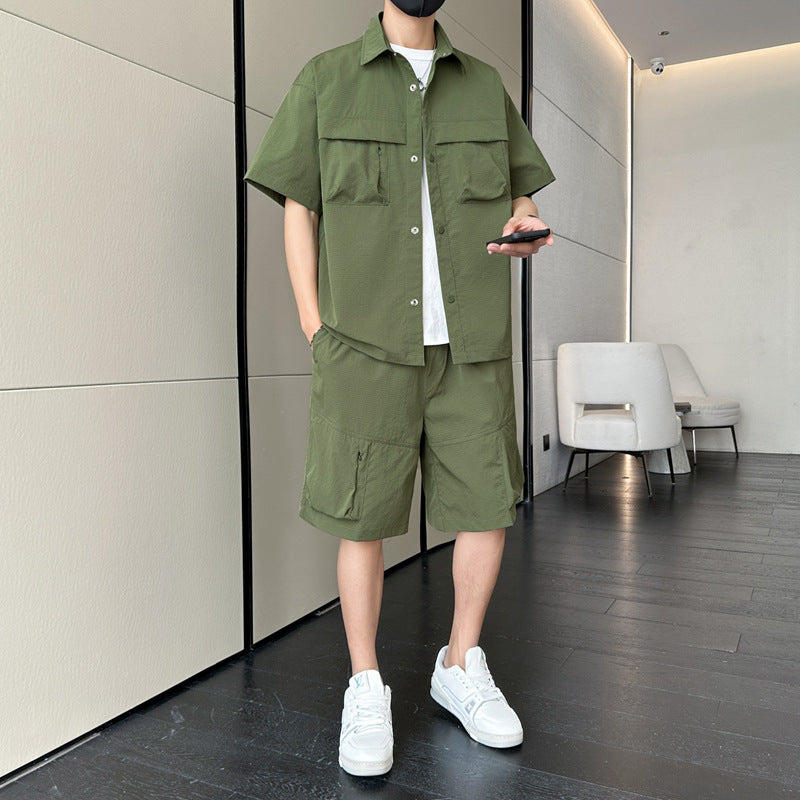 Abito estivo in stile Hong Kong, stesso modello
