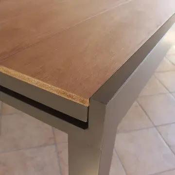 Tavolo Allungabile Cayman 160/240 X 95 in Alluminio Bianco/Taupe con Piano Polywood Teak