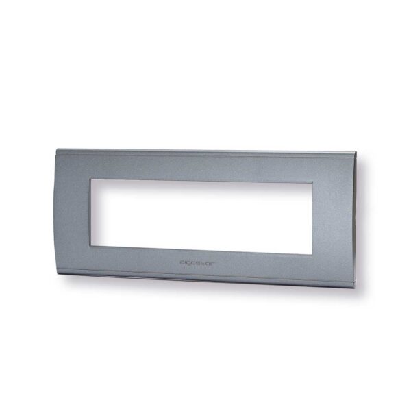 Placche per interruttori a 7 moduli della serie Living Compatibili Bticino