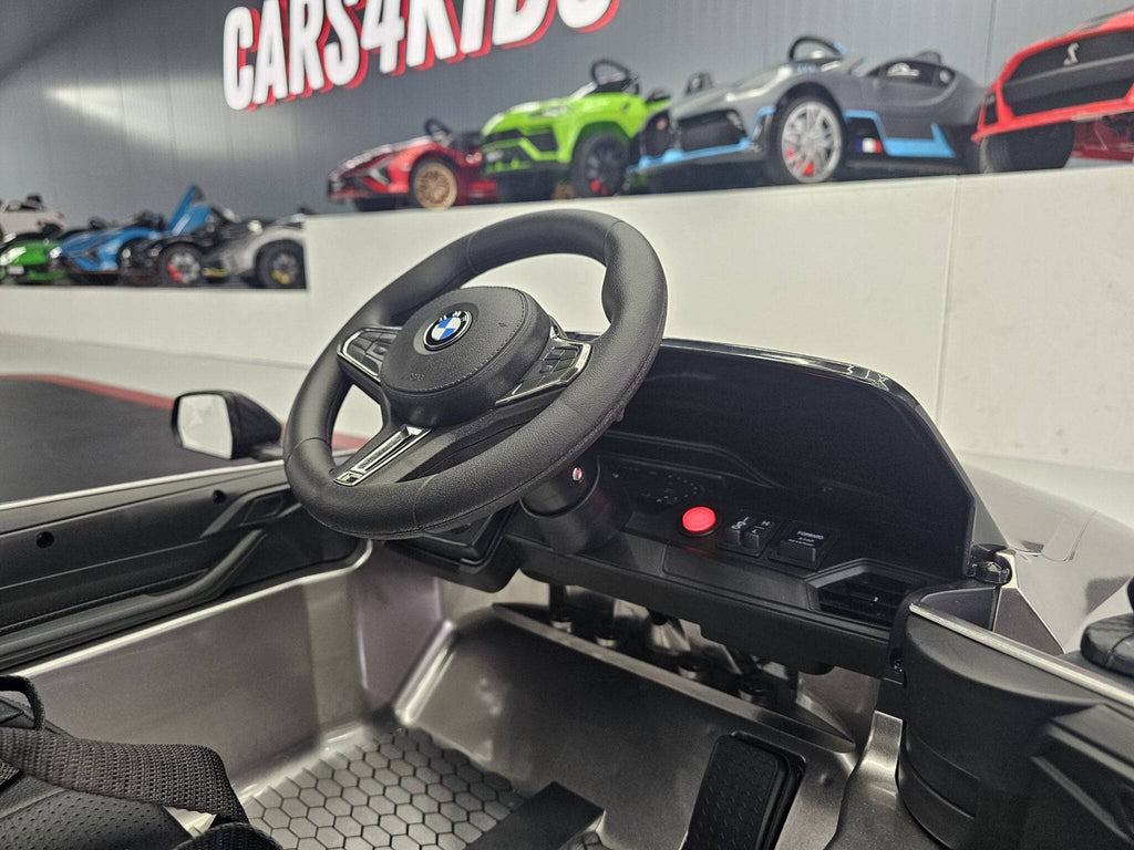 Auto Elettrica per Bambini BMW M4 12 V – Grigio Metallizzato