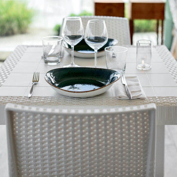 Poltrona Indiana - Sedia per esterni in wicker con struttura plastica stampata, dimensioni cm 57 x 59 x 86 h.