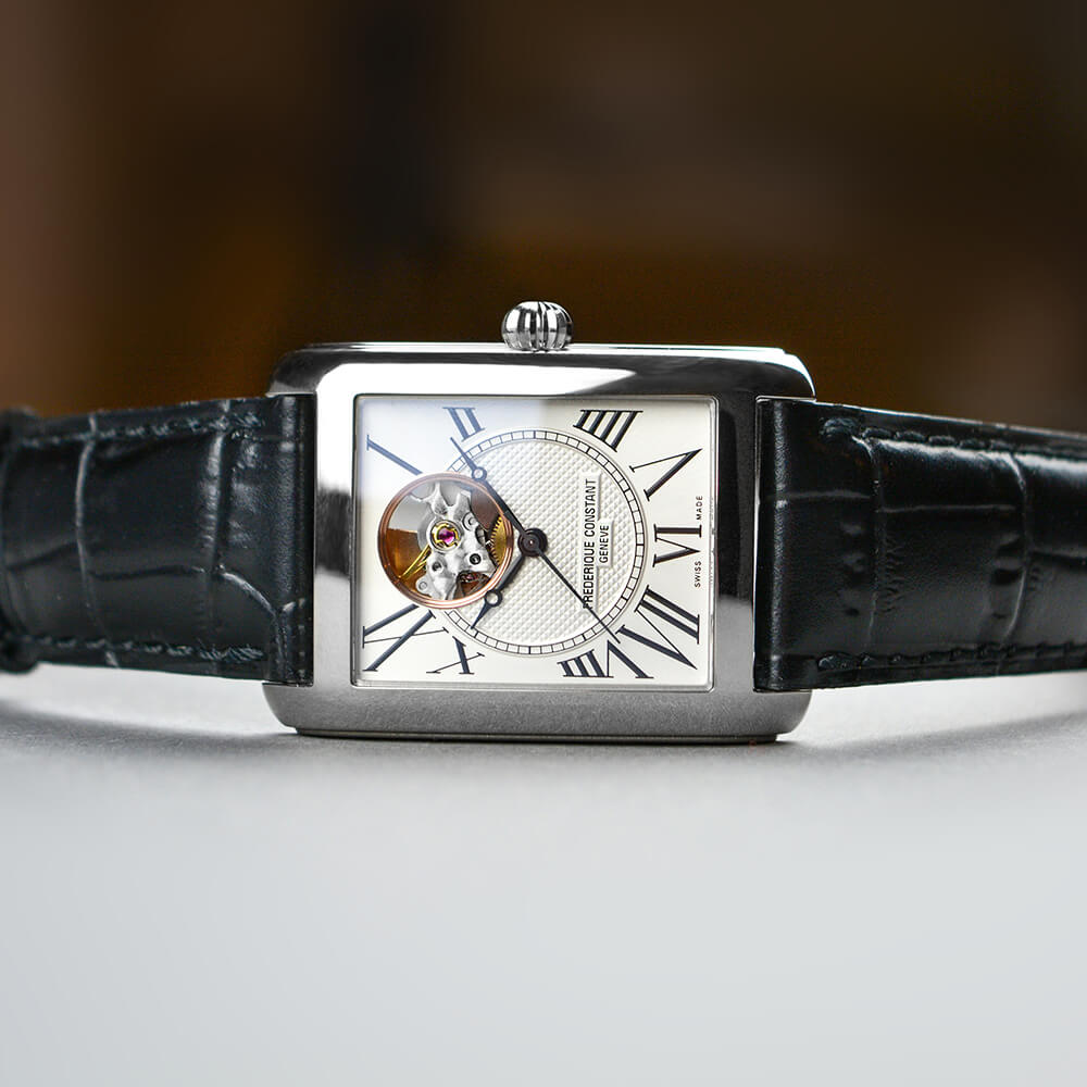 Frederique Constant FC-310MC4S36 – Automatico Swiss Made, quadrante silver, cassa rettangolare 30.4×33.3 mm
