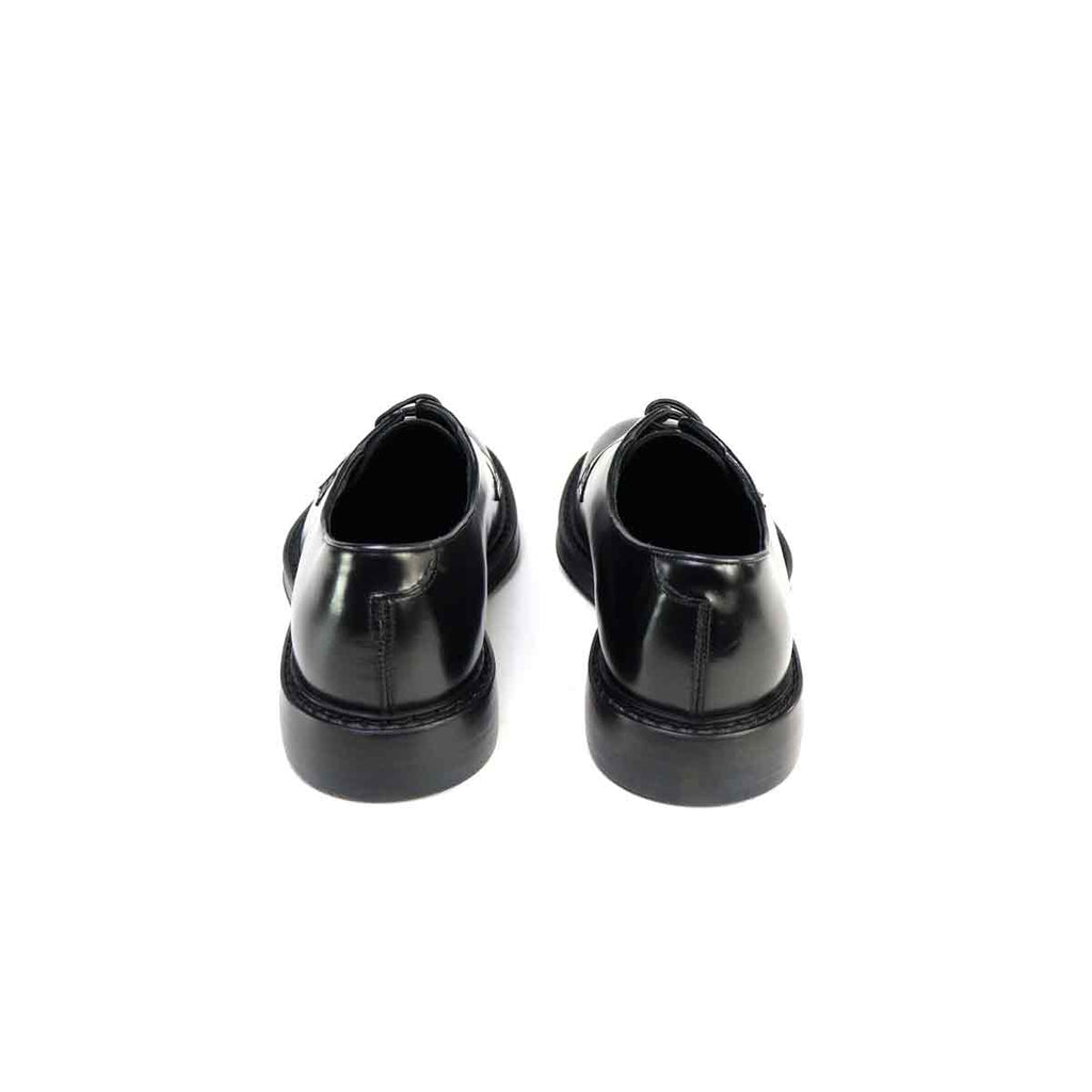 SCARPA LACCI NERO