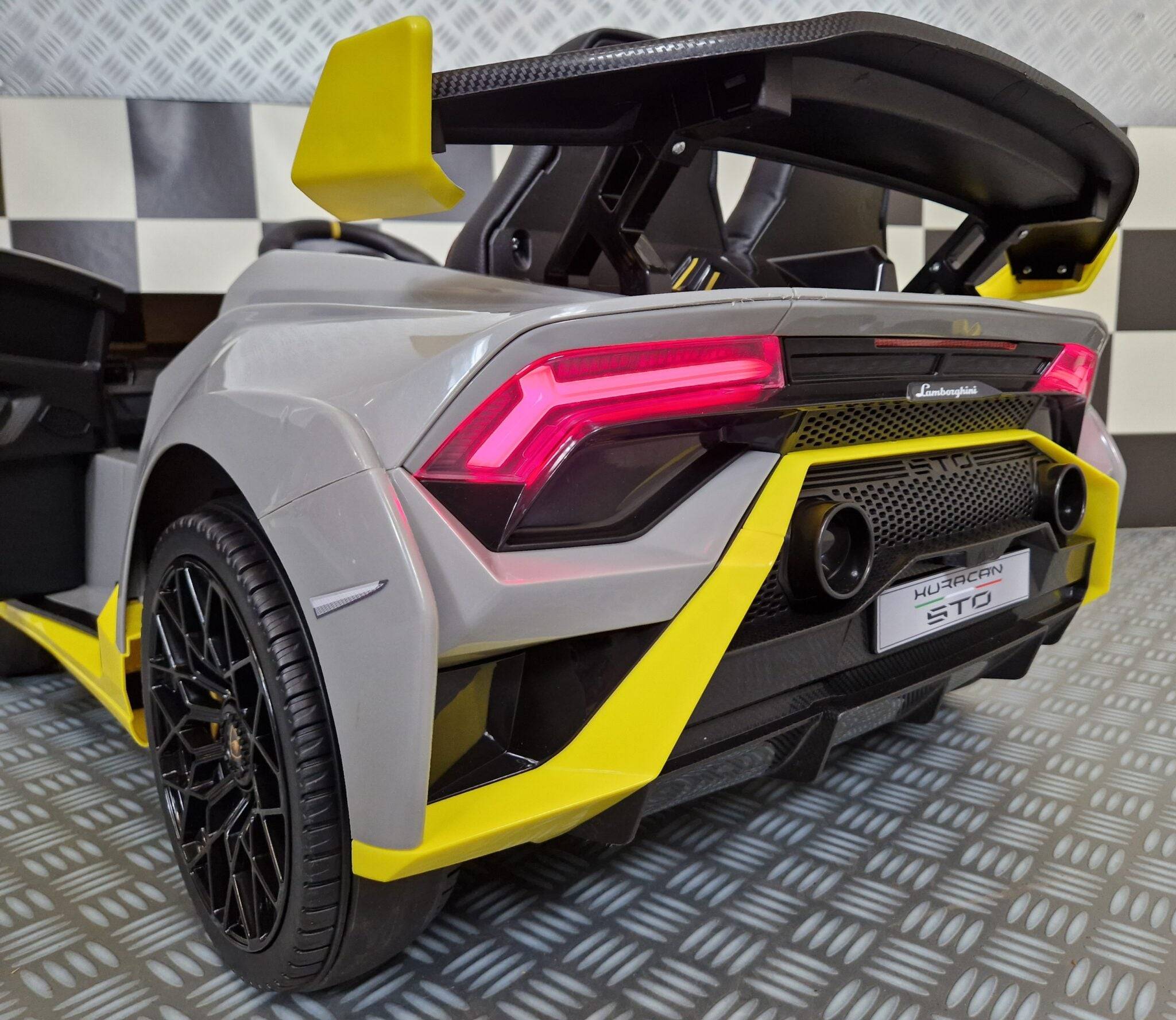 Auto Elettrica per Bambini Lamborghini Huracan STO 12 V – Grigia