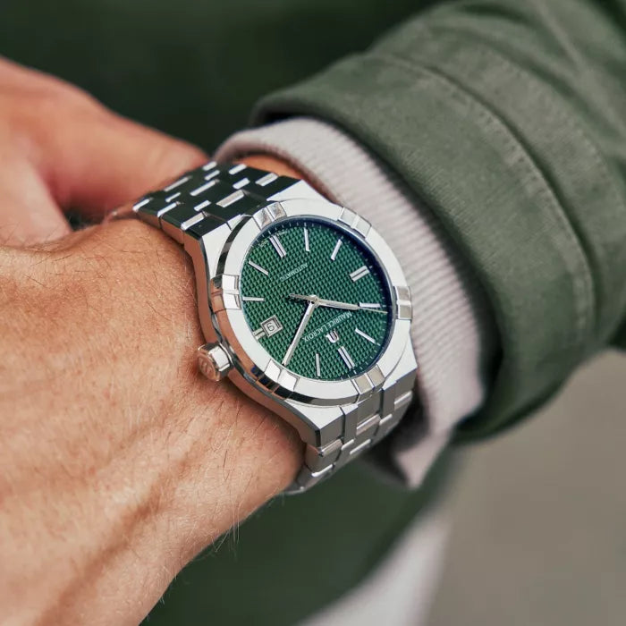 Maurice Lacroix AIKON Automatic Date 42mm Automatico Swiss Made Verde – AI6008-SS002-630-1
