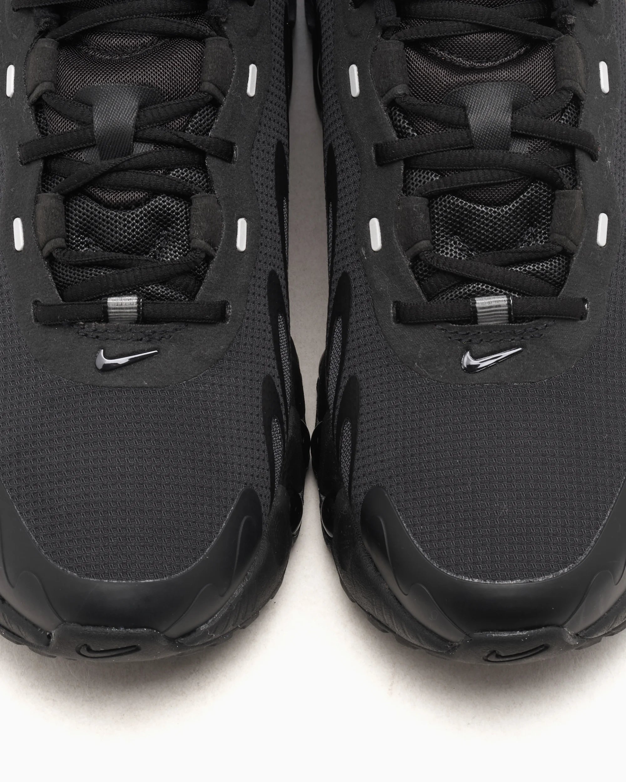 Nike Scarpa Air Max DN8 FQ7860-002 Nero – Design Moderno, Comfort Dinamico e Tecnologia Air Max