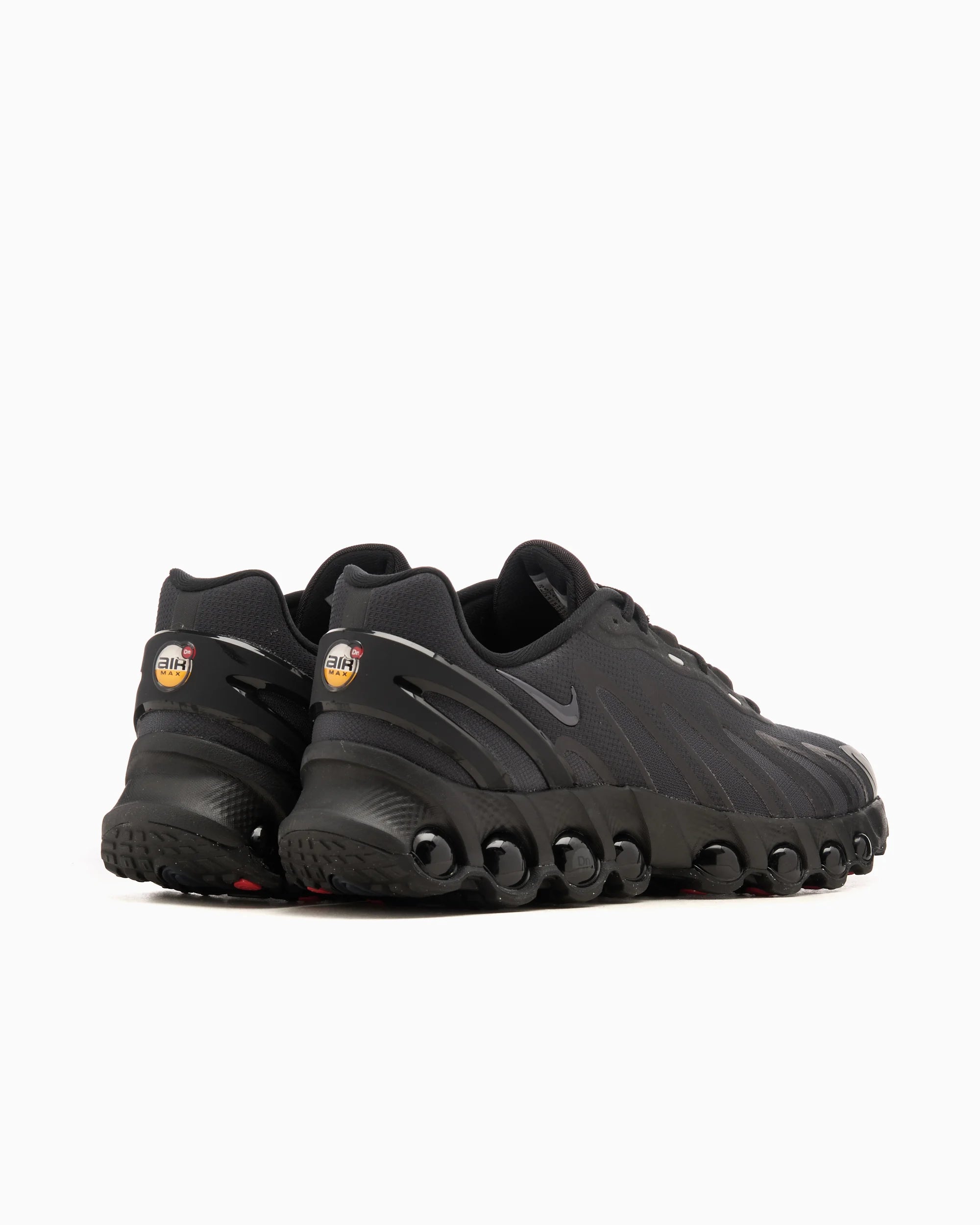 Nike Scarpa Air Max DN8 FQ7860-002 Nero – Design Moderno, Comfort Dinamico e Tecnologia Air Max
