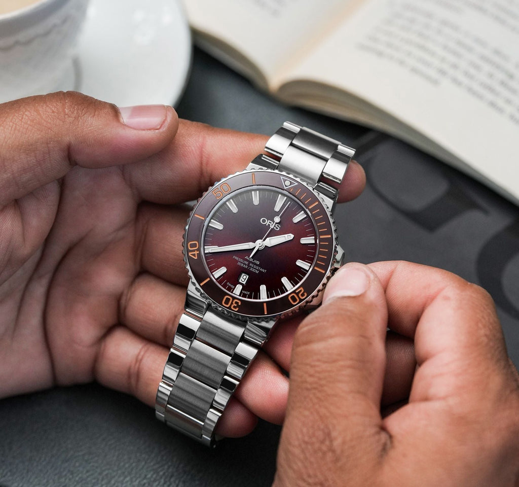Oris Aquis Date Automatic Swiss Made Marrone 43.5mm – 01 733 7730 4152-07 8 24 05PEB