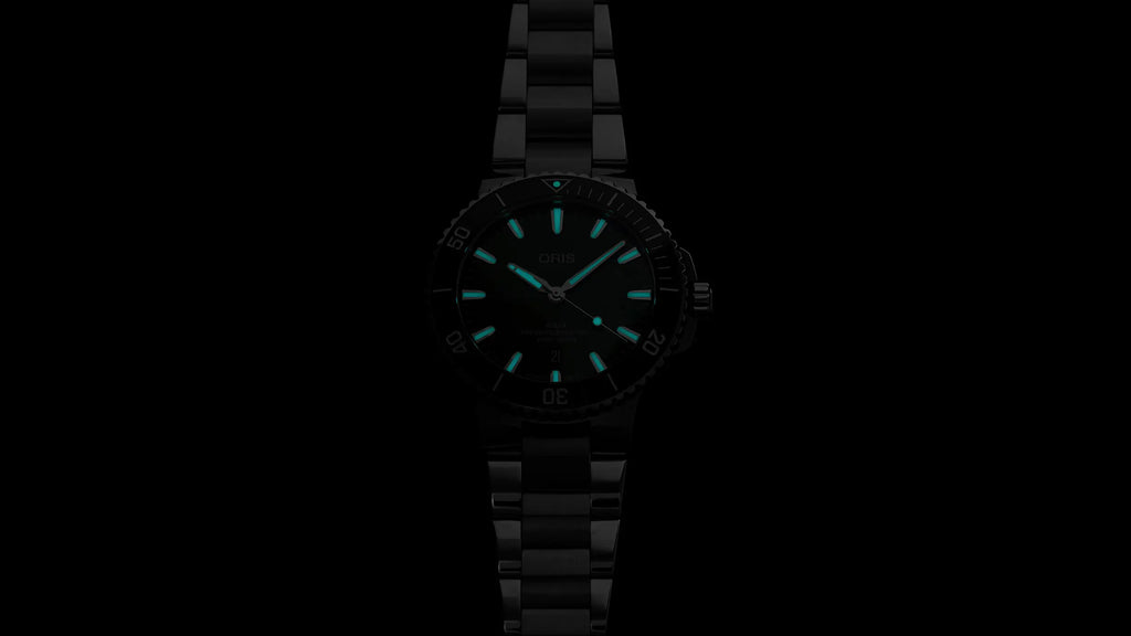 Oris Aquis Date Automatic Swiss Made Verde 43.5mm – 01 733 7789 4157-07 8 23 04PEB