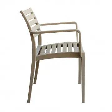 Poltrona in polipropilene impilabile Eveline - Dimensioni: 58.5x55.2x84cm