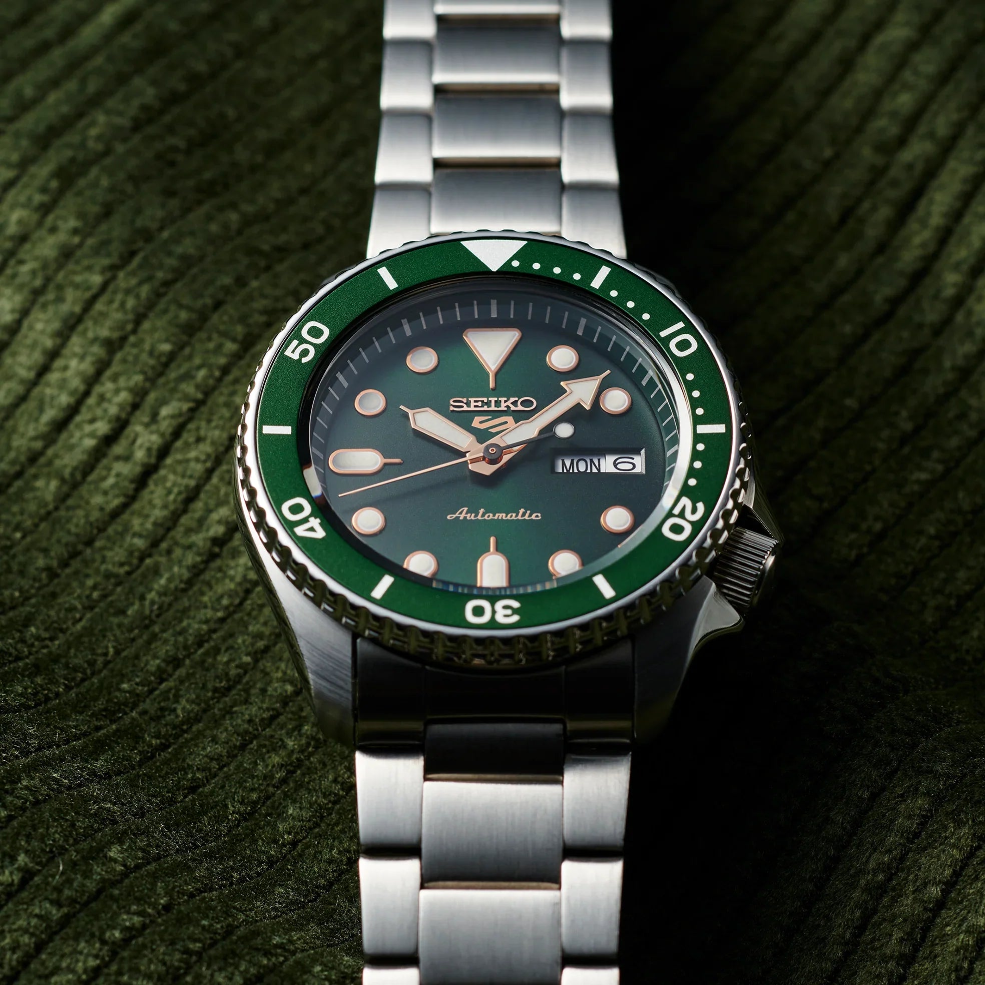 Seiko 5 Sports SRPD63K1 – Automatico, Swiss Made Style, Verde, Cassa 42,5 mm