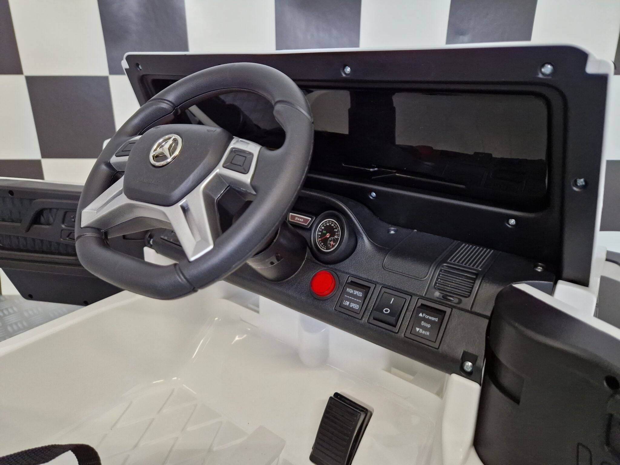 Auto Elettrica per Bambini Mercedes G63 AMG 6×6 12 V – Bianca