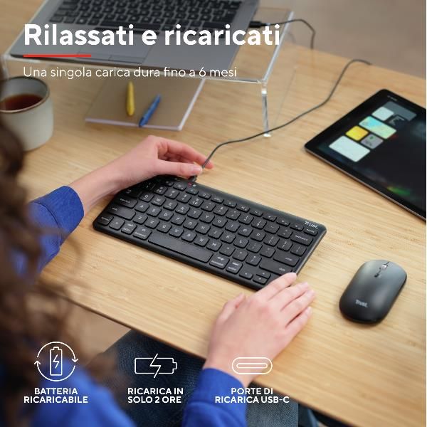 TASTIERA WIRELESS RICARICABILE MULTICONNECT 2 BT + 1 WL 2,4GHZ - PLASTICA RICICLATA 85% - LAYOUT ITALIANO - TRUST LYRA NERO [24708]