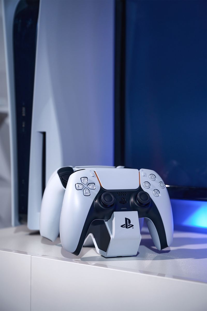 STAZIONE DI RICARICA DOPPIA PER CONTROLLER PS5 [1522855-02]