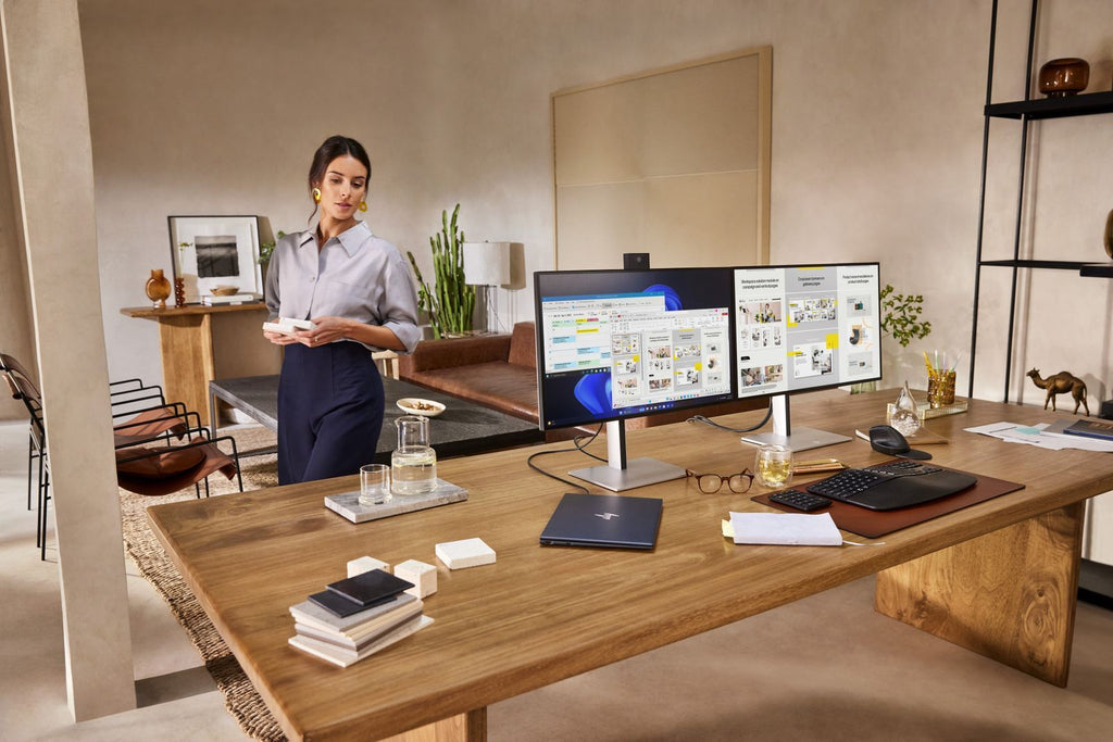 HP Monitor serie 7 Pro 4K per videoconferenze da 27'' - 727pm [8K135AA#ABB]