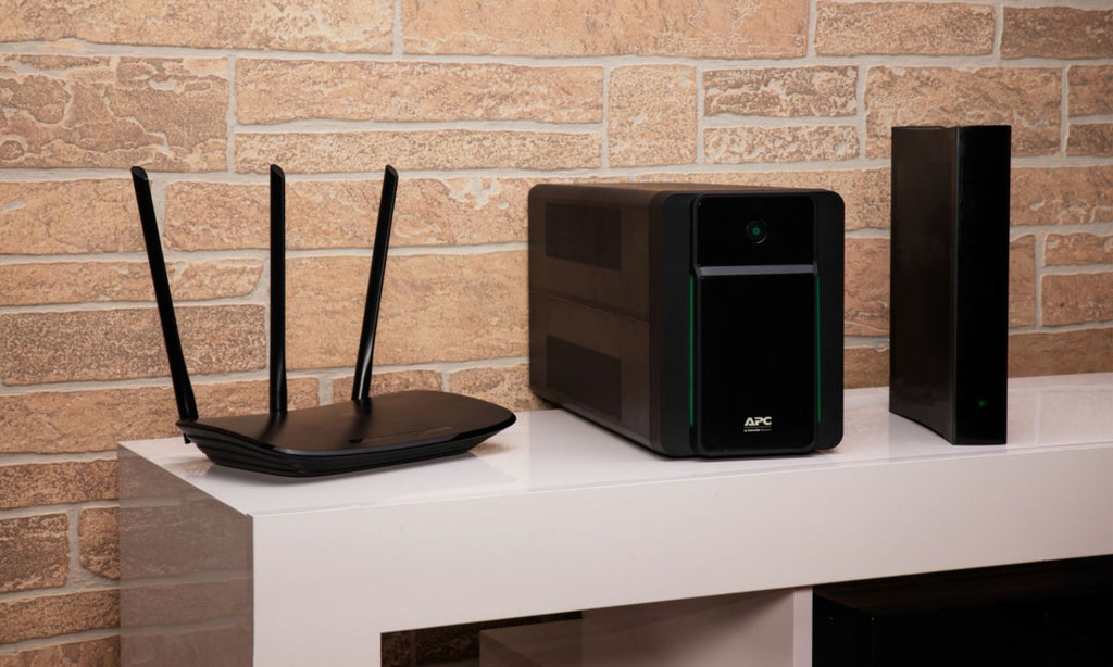 APC BX2200MI gruppo di continuità (UPS) A linea interattiva 2,2 kVA 1200 W 6 presa(e) AC [BX2200MI]