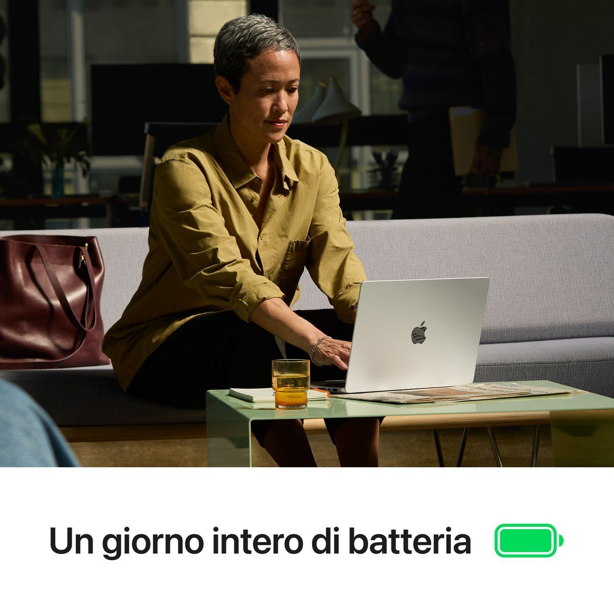 Apple MacBook Pro 14": Chip M4 Pro con cpu 12 core e gpu 16 core, 512GB SSD - Argento [MX2E3T/A]