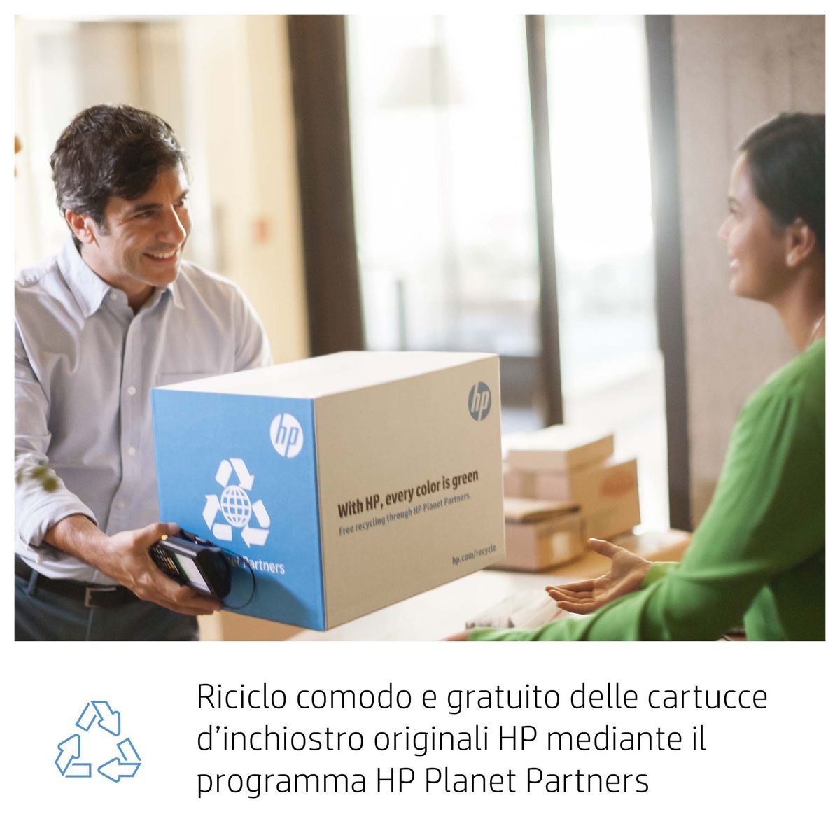 HP Confezione da 3 cartucce di inchiostro ciano originale DesignJet 712 da 29 ml [3ED77A]