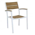 Poltrona Cayman con Struttura in Alluminio e Seduta in Polywood Teak