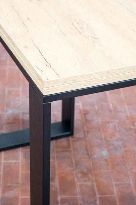 Tavolo apribile Tecno Libra con telaio Antracite, dimensioni 90x90/180 cm e 90x120/240 cm