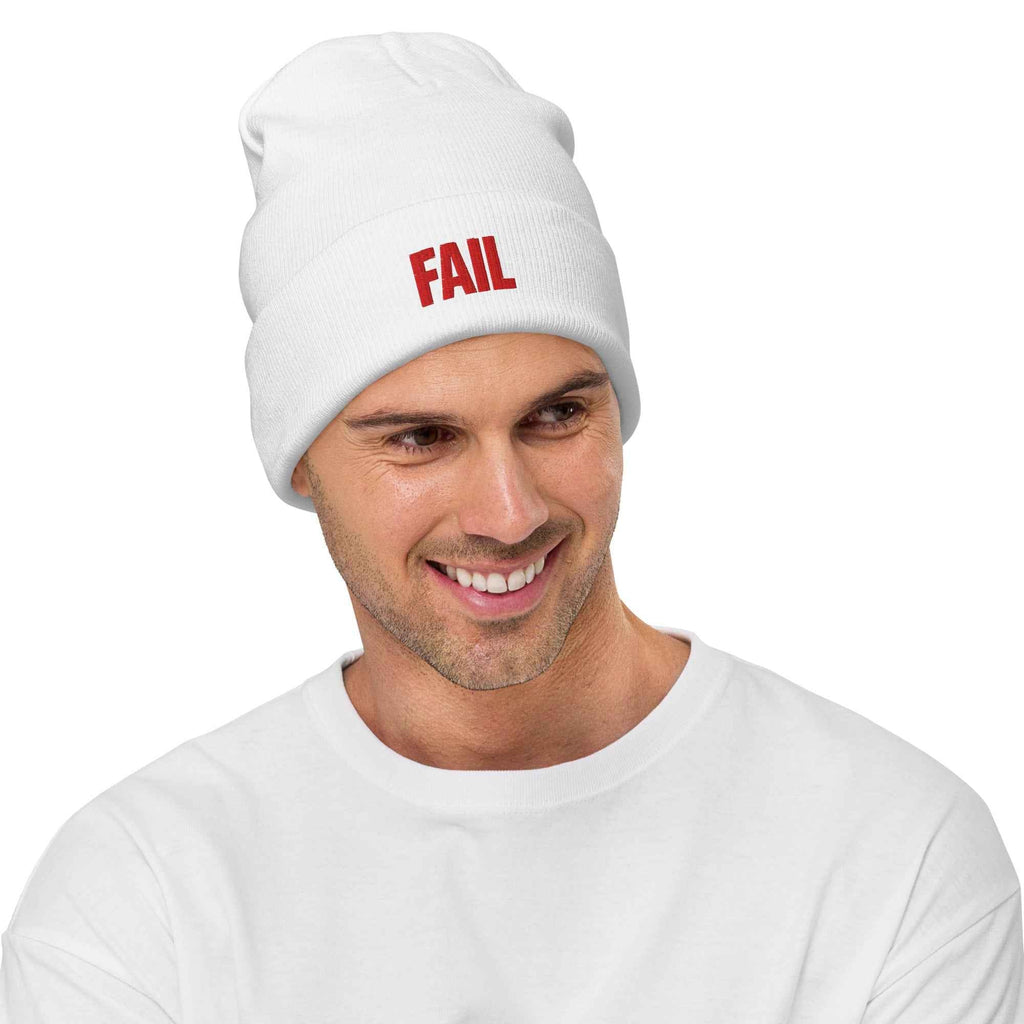 Berretto ricamato FAIL🧢🔴
