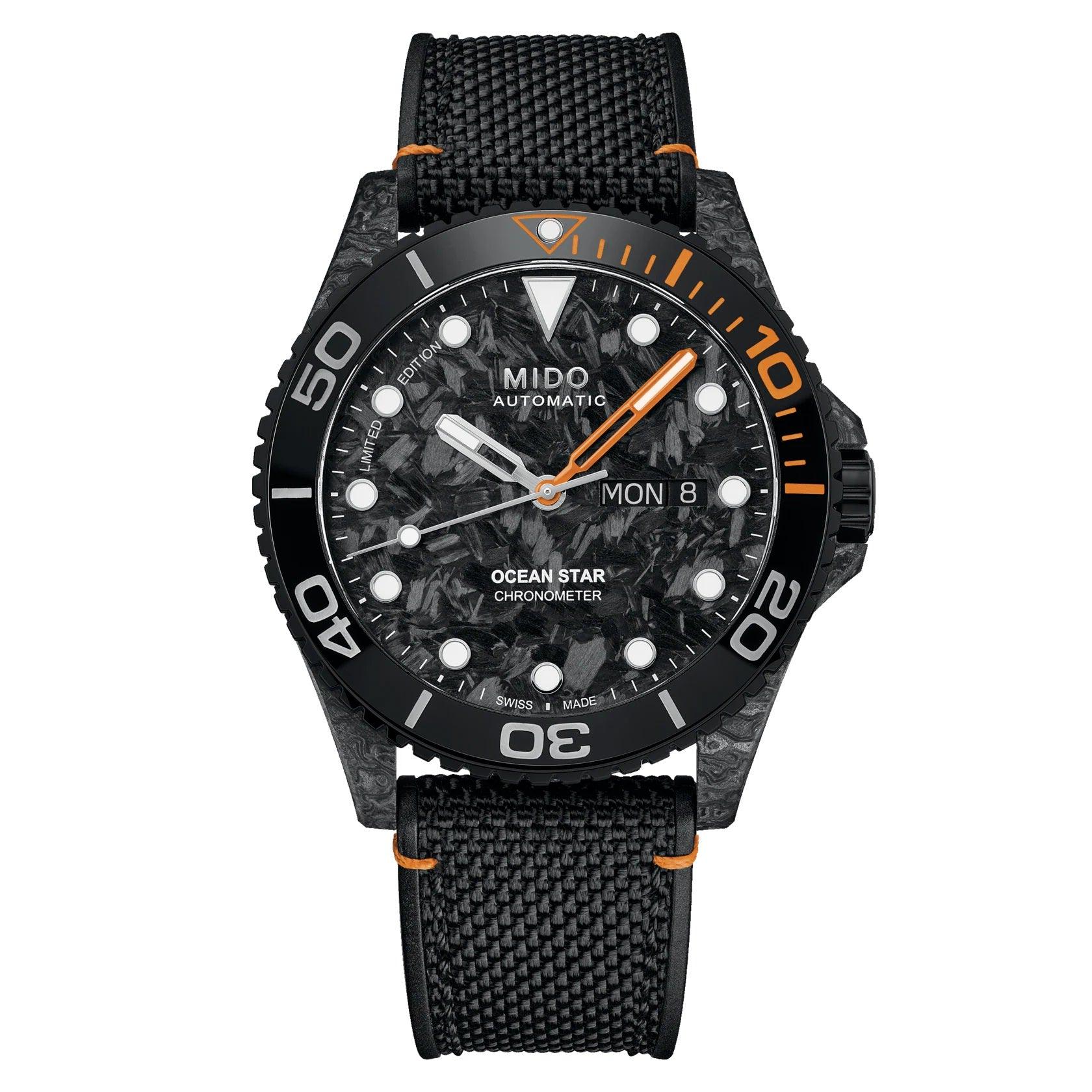 Mido orologio Ocean Star 200C Carbon Limited Edition Certificato Cosc 42mm nero automatico fibra di carbonio M042.431.77.081.00