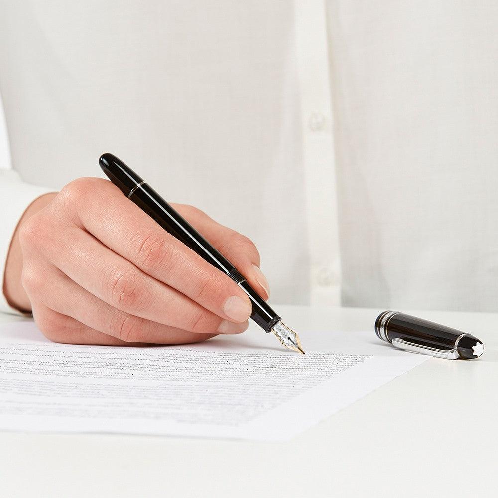 Montblanc stilografica Meisterstück Platinum Classique punta F 106521