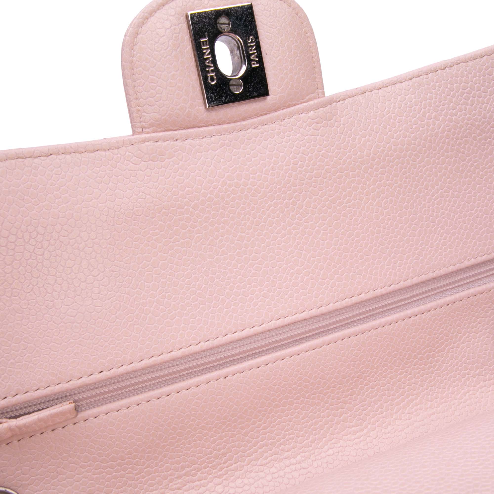Chanel Caviar Classic Double Flap Medio