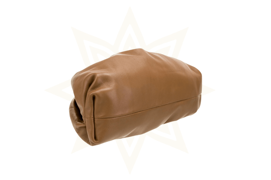 Bottega Veneta The Pouch Large in pelle caramello